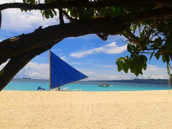 Puka Beach - Picture of Yapak Beach (Puka Shell Beach), Boracay ...