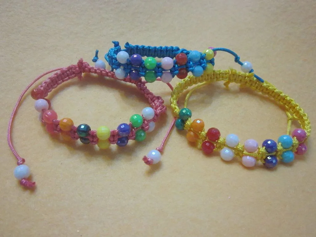 pulsera en macrame pulseras | Aprender manualidades es facilisimo. pulsera en macrame pulseras | Aprender manualidades es facilisimo.