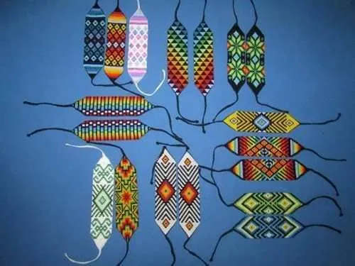 pulseras en mostacilla checa, arte indígena manillas | patterns ...
