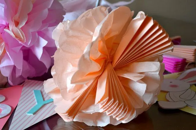 Mis puntadas preferidas: Flores gigantes de papel