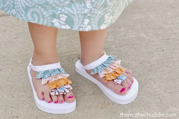 Recicla Inventa: Cómo decorar unas sandalias flip flop para niñas ...