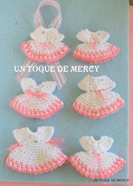 Vestiditos tejidos a crochet para baby shower - Imagui