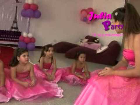Resumen de Fiesta Barbie moda mágica en París. - YouTube