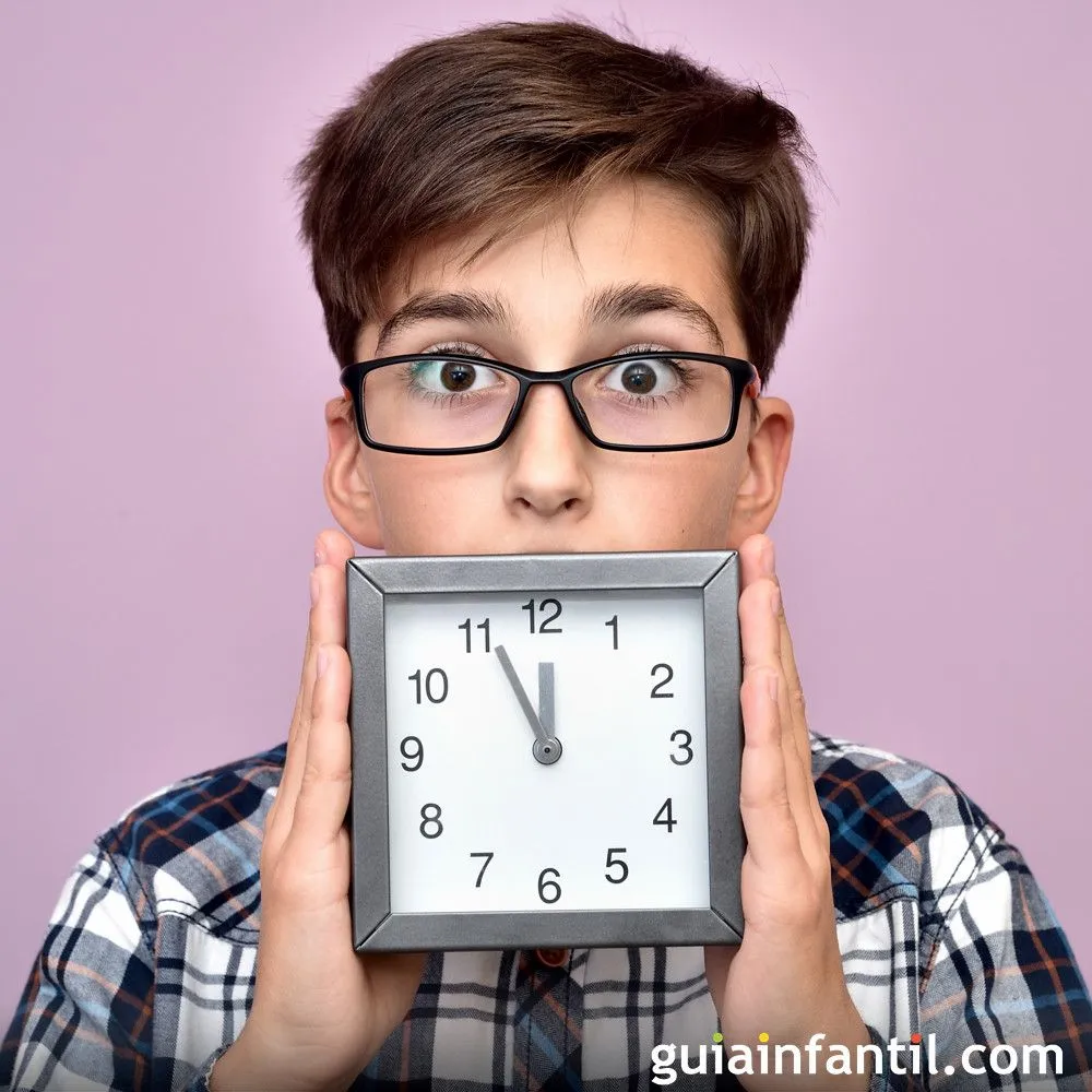 El gran reto de enseñar el valor de la puntualidad a los adolescentes