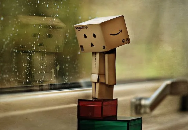 DE COMO UN ROBOT DE CARTÓN SE CONVIRTIÓ EN ICONO DIGITAL ... DE COMO UN ROBOT DE CARTÓN SE CONVIRTIÓ EN ICONO DIGITAL ...