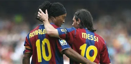 Ronaldinho habla de Messi • El10 Lionel Messi