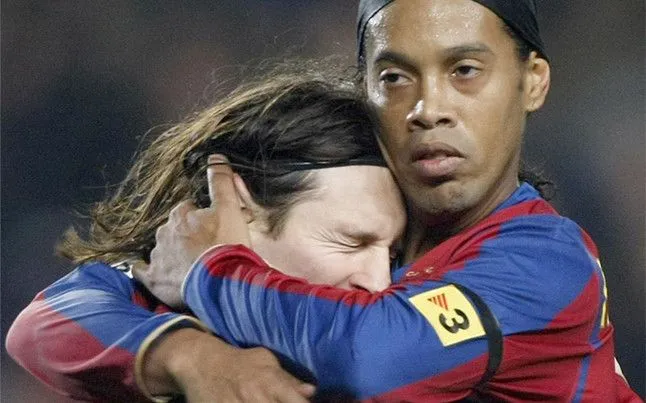 Ronaldinho: "Por el bien del fútbol, quiero ver a Messi en el Barça" |