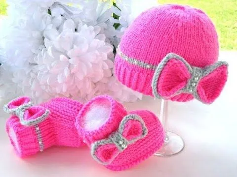 Ropa de bebe tejida a crochet - YouTube