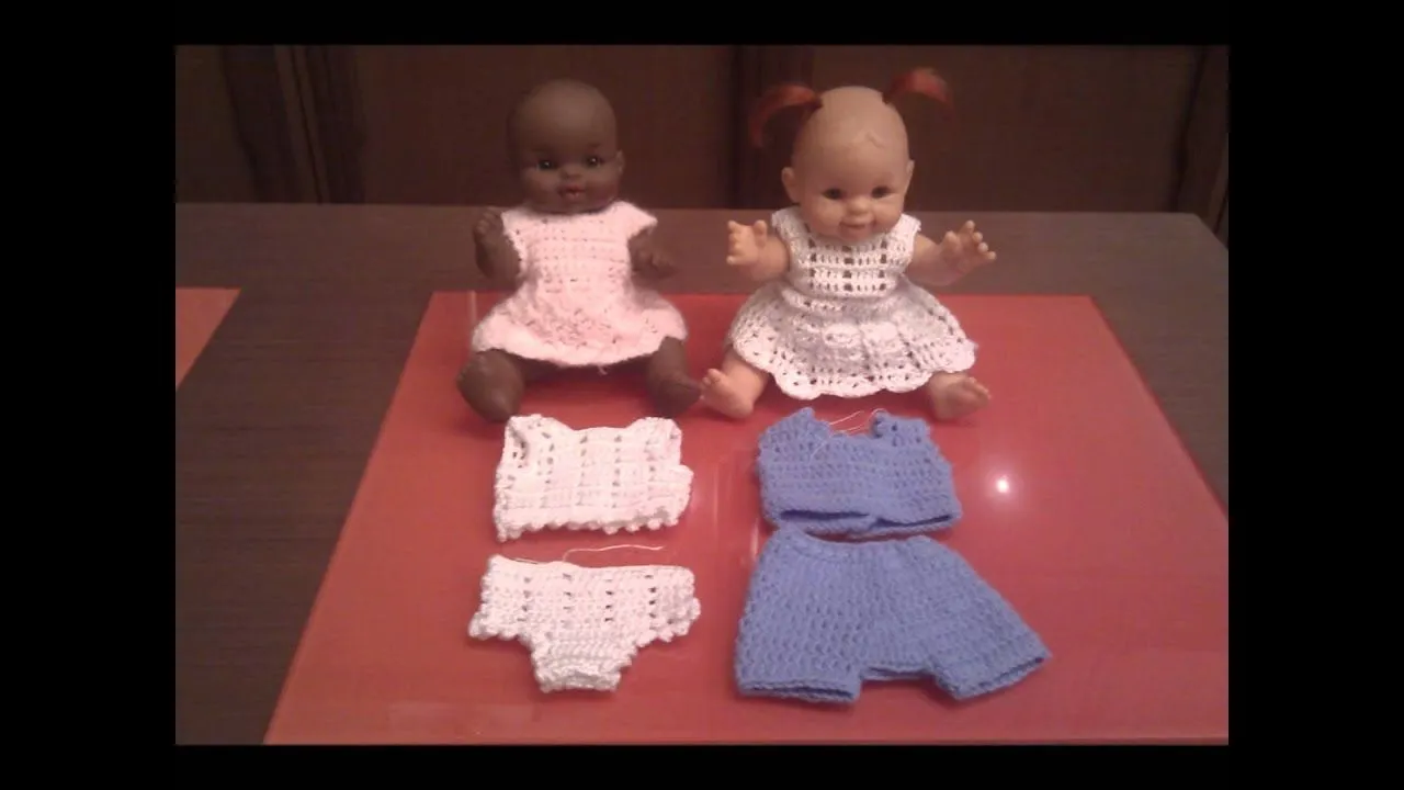 Ropa para muñecas realizadas a ganchillo - YouTube