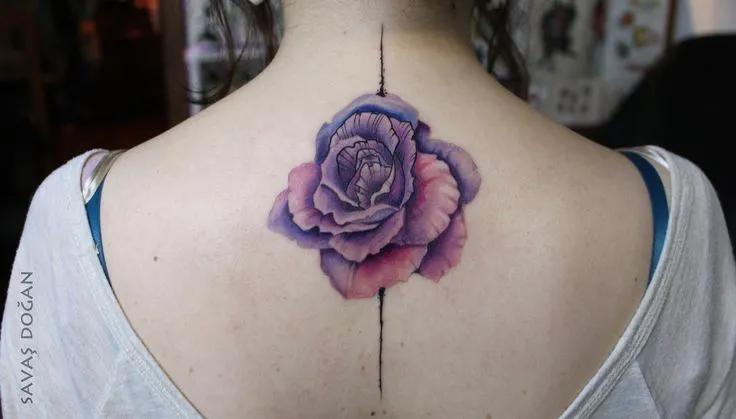 Rosa en 3D - Tatuajes para Mujeres