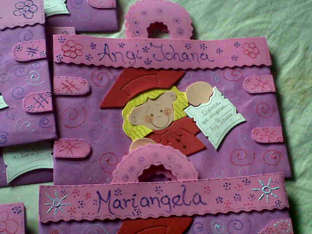 Rudys Flores: CARPETAS PARA NIÑOS DE GRUPO "C" FIN DE AÑO ESCOLAR Rudys Flores: CARPETAS PARA NIÑOS DE GRUPO "C" FIN DE AÑO ESCOLAR