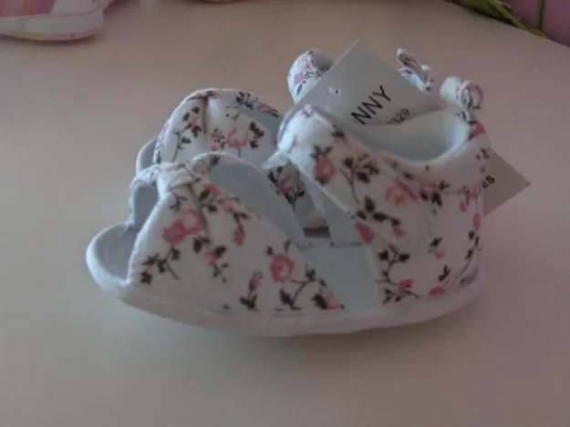Moldes de sandalias para bebés en tela - Imagui
