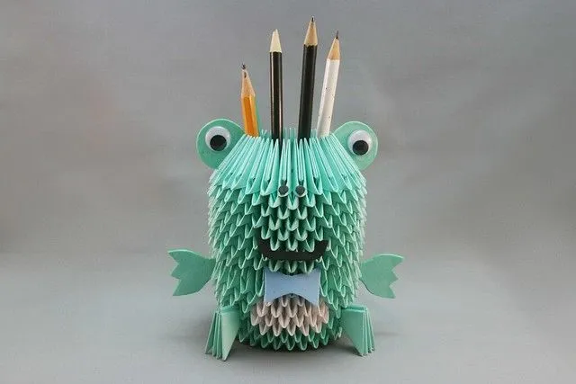 Sapo porta-lápis em origami 3D | Flickr - Photo Sharing!