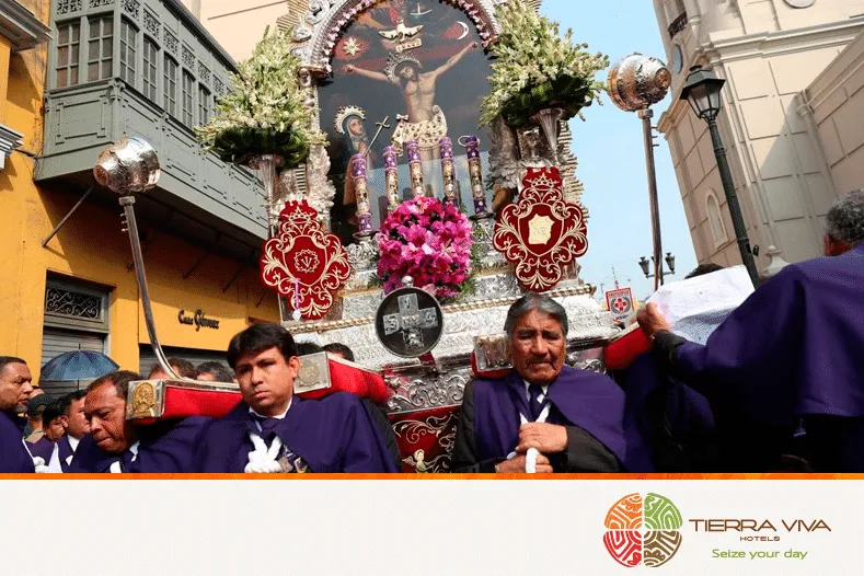 El Señor de los Milagros en Lima: historia de una tradición - Tierra Viva  Hoteles