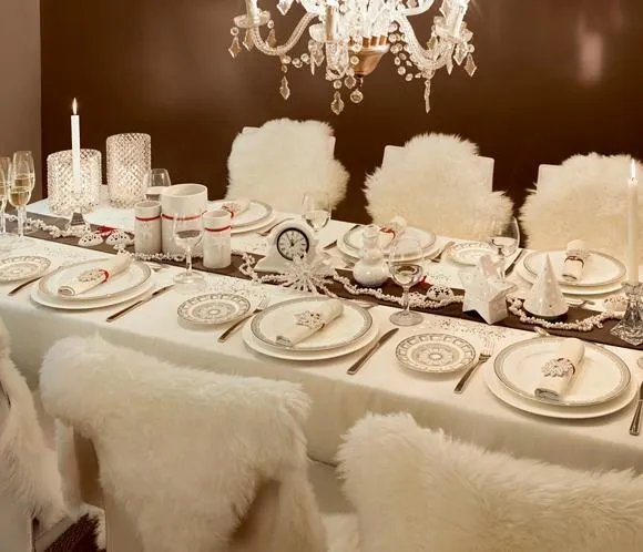 Sentados en torno a la mesa: decoración y detalles navideños para ...