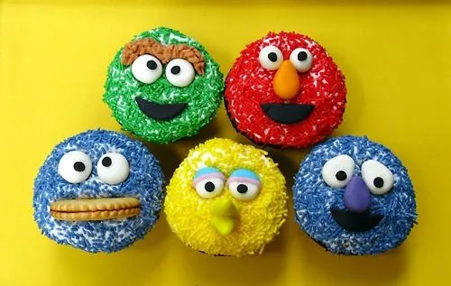 Sesame Street Cupcakes Look Mighty Tasty (Pic) :: FOOYOH ENTERTAINMENT