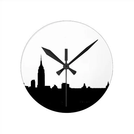 Silueta negra y blanca de Nueva York Reloj Redondo Mediano | Zazzle