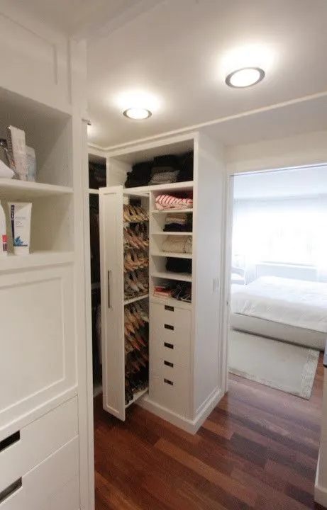 Sistemas imprescindibles para organizar tu vestidor-closet