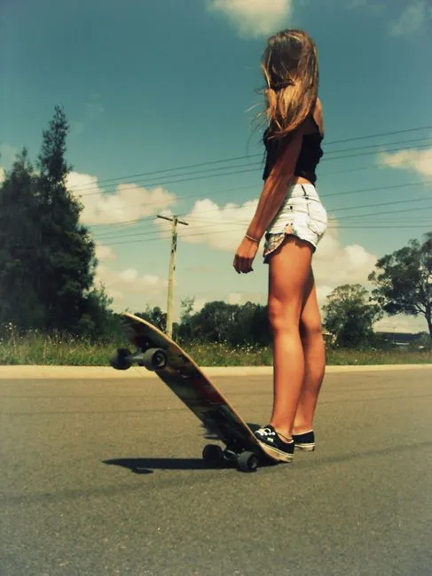 Skater Girl Tumblr Photography Images & Pictures - Becuo