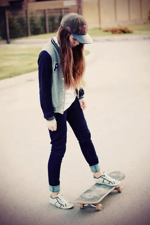 skateboard #skatergirl #chickswithcaps | Bmx & Skater Girls | Pinter…