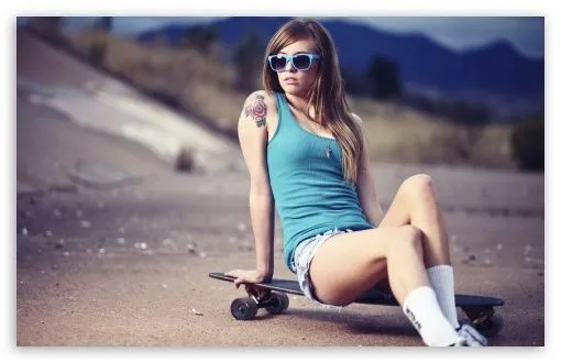 Skater Girl HD desktop wallpaper : High Definition : Fullscreen