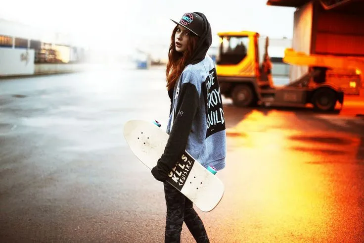 Skater girl outfit Ebba Zingmark | Cool Clothes | Pinterest | Girl ...