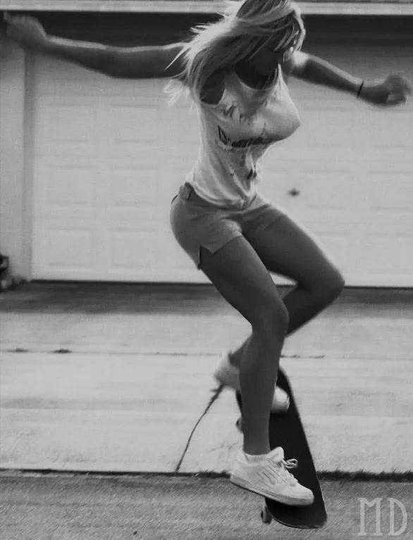 Skater-Girl-Style-Retro by chanchan2011 on DeviantArt