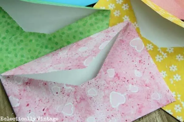 Cómo hacer sobres para cartas con una hoja de papel