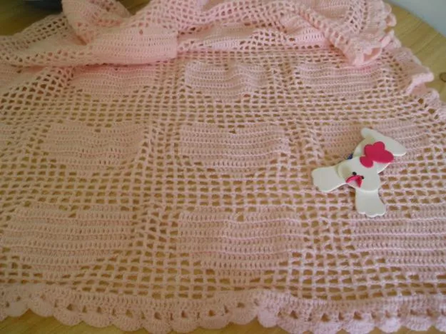 Cobijas tejidas en crochet para bebé - Imagui