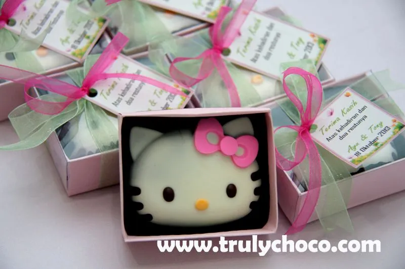 Souvenir akad nikah tema Hello Kitty (HKb) | TrulyChoco, handmade ...