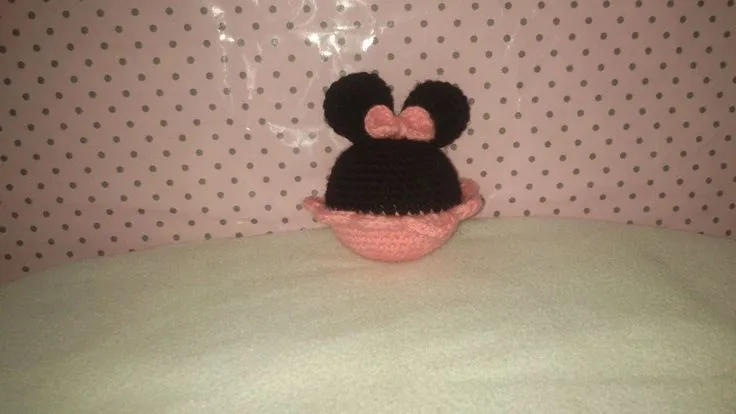 Souvenir Minnie Mouse Amigurumi - Patrón Gratis en Español aquí ...