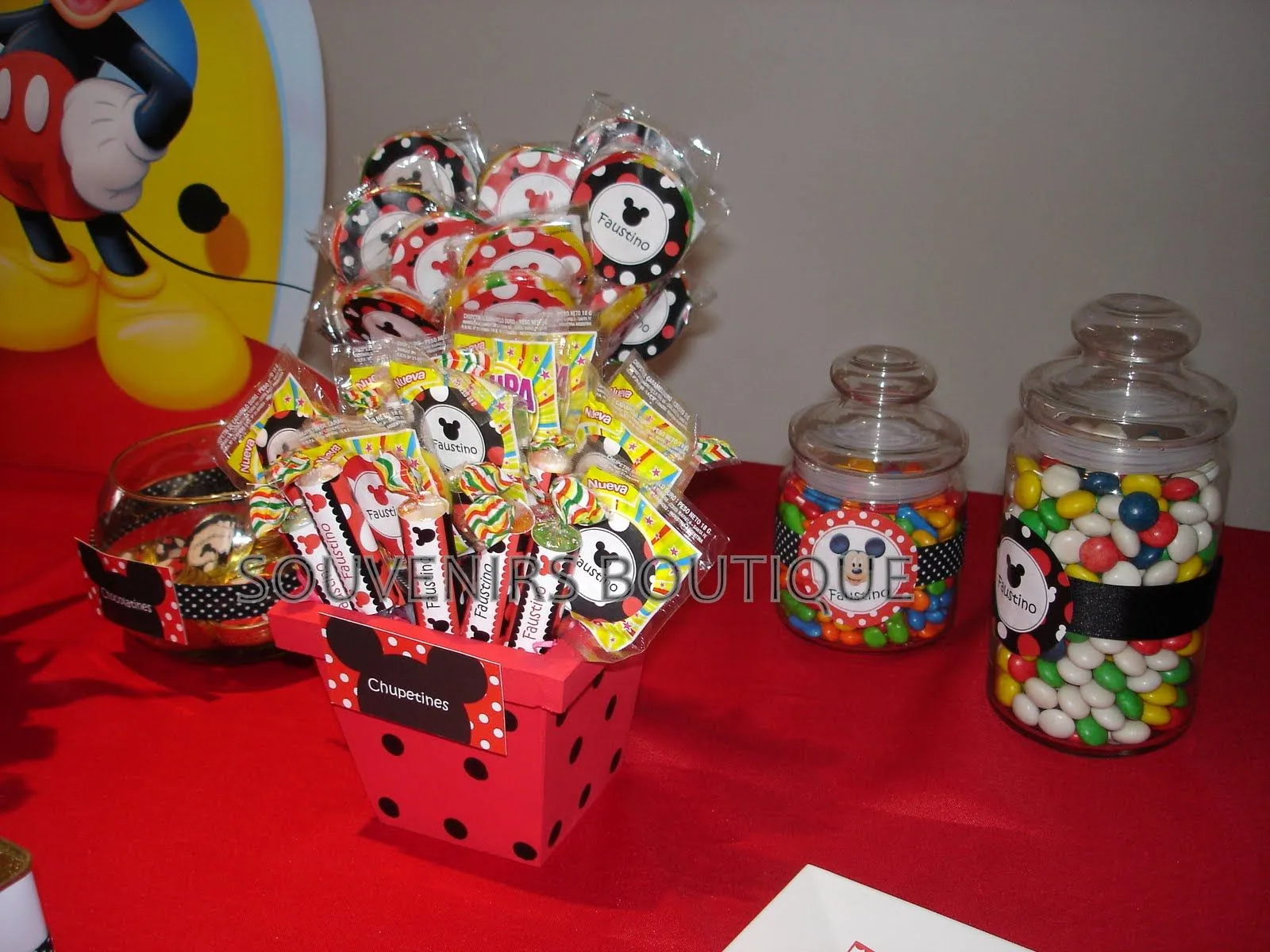 Souvenirs Boutique: Festejo tematico de Mickey Mouse para Faustino!!