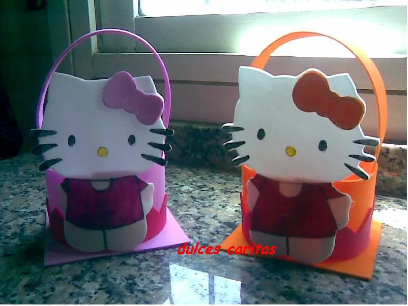 Souvenirs de Kitty de goma eva - Imagui