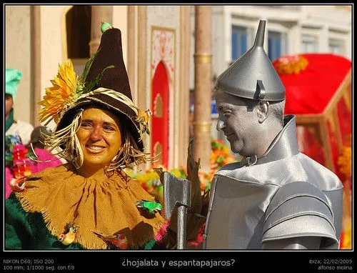 Soybuscador: Carnaval de Ibiza. El mago de Oz