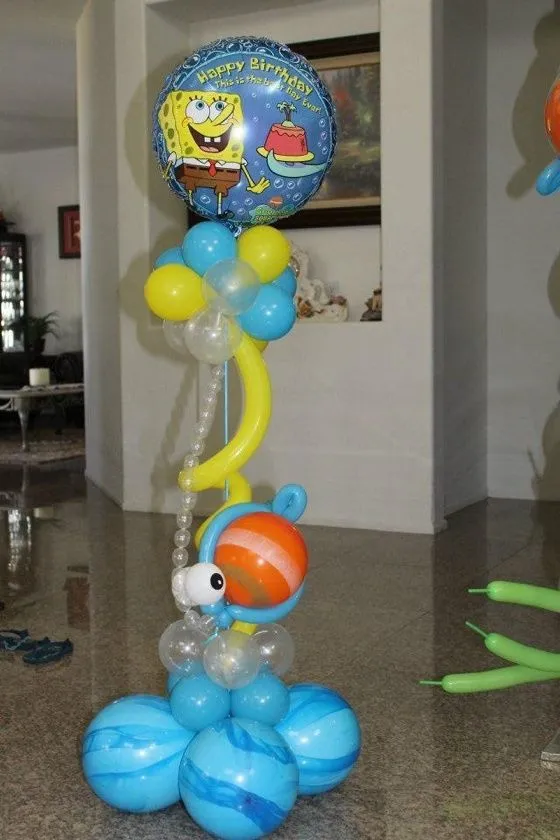 Spongebob balloon centerpiece. Www.bogeysbouncers.com | decoración ...