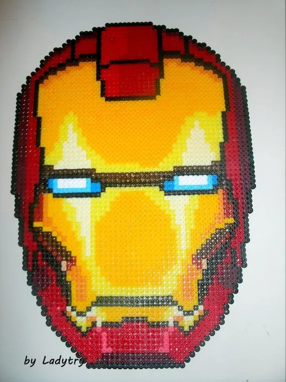Sprite representing the helmet from Iron man Marvel / by LadyTry