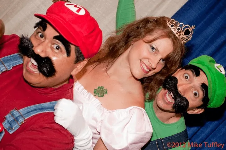 Super Mario Bros. and Princess Peach by Pabloramosart on deviantART