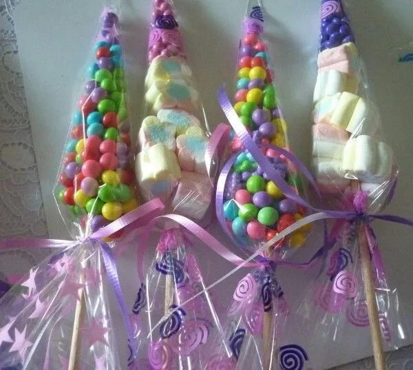 sweet cones/ conos de dulces on Pinterest | Rainbow Food, Cupcake ...