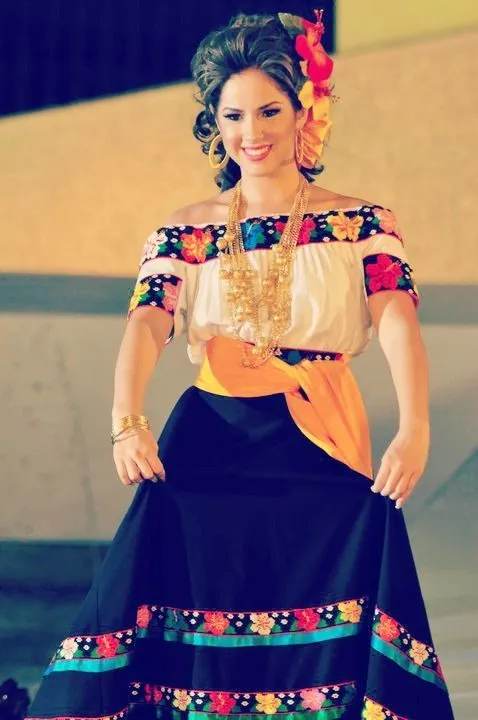 Tabasqueña gala | Traditional Mexican costumes | Pinterest | Folk ...