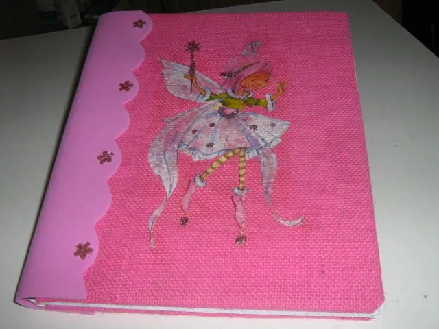 El taller de las ilusiones: Cuadernos forrados con arpillera y tela