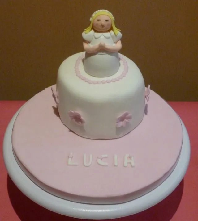 La tarta para la Primera Comunión de Lucía | Loving Sugar