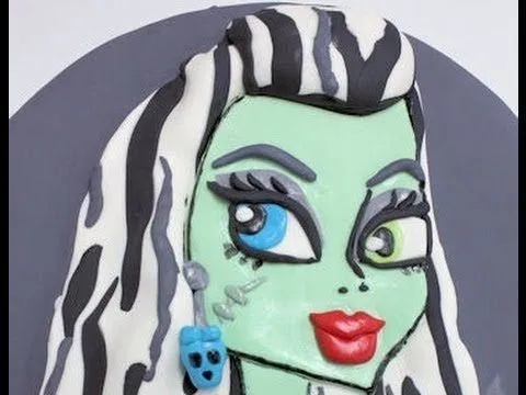 Cómo hacer una Tarta de fondant de Frankie Monster High - YouTube
