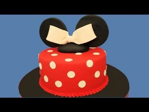 Tarta de Minnie fácil de fondant. Minnie mouse cake - YouTube