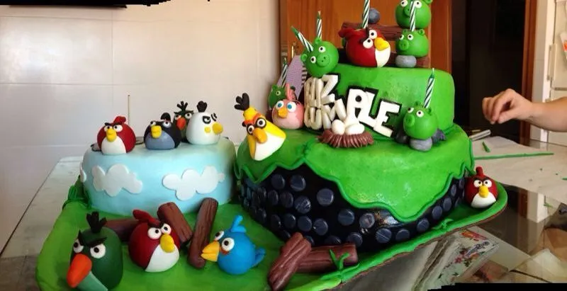 Tortas de Angry Birds cuadradas - Imagui