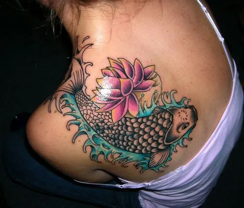 Tattoo de pez koi y flor de loto - Tatuajes, Fotos, Dibujos y ...