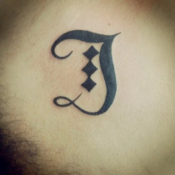Imágenes de tatuajes con la letra J - Imagui