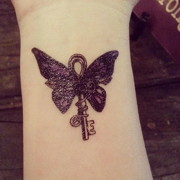 Tatuaje de llave con mariposa | Tattoos | Pinterest | Tatuajes and ...