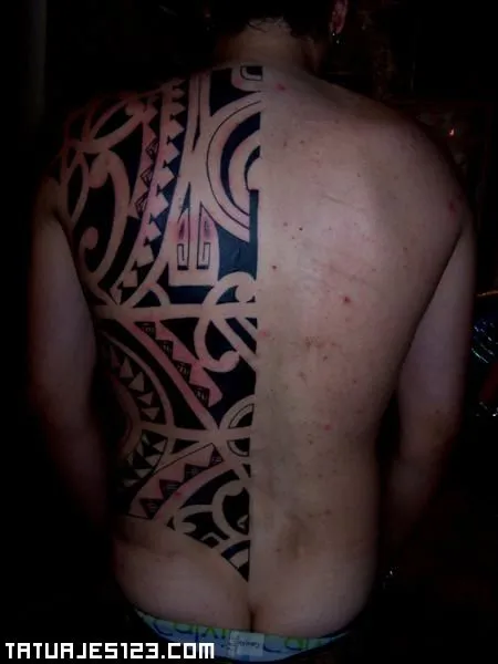 tatuaje-maori-espalda.jpg
