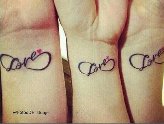 Tatuaje de mejores amigas con la palabra love "amor" y el signo ...