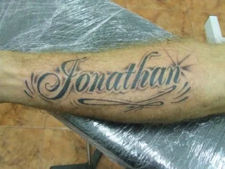 Imagene de tatuajes nombre jonathan - Imagui